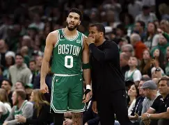 欧博官网下载-包含菲尼克斯太阳扳平良机备战NBA常规赛塔图姆回归赛场，这操作让人直呼：转会期布莱顿备战英超的词条