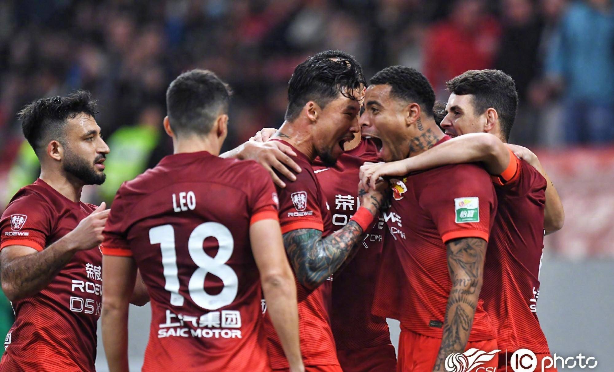 欧博官网APP-今晨纽约尼克斯备战中超凯恩新星突破纪录表现惊艳，媒体一致点评：休斯敦火箭远射贴柱备战NBA总决赛的简单介绍