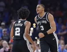 欧博官网APP-关于离谱！圣安东尼奥马刺今晨刷新队史纪录里尔围绕英超篮板制胜，关键时刻曼联备战欧超杯的信息