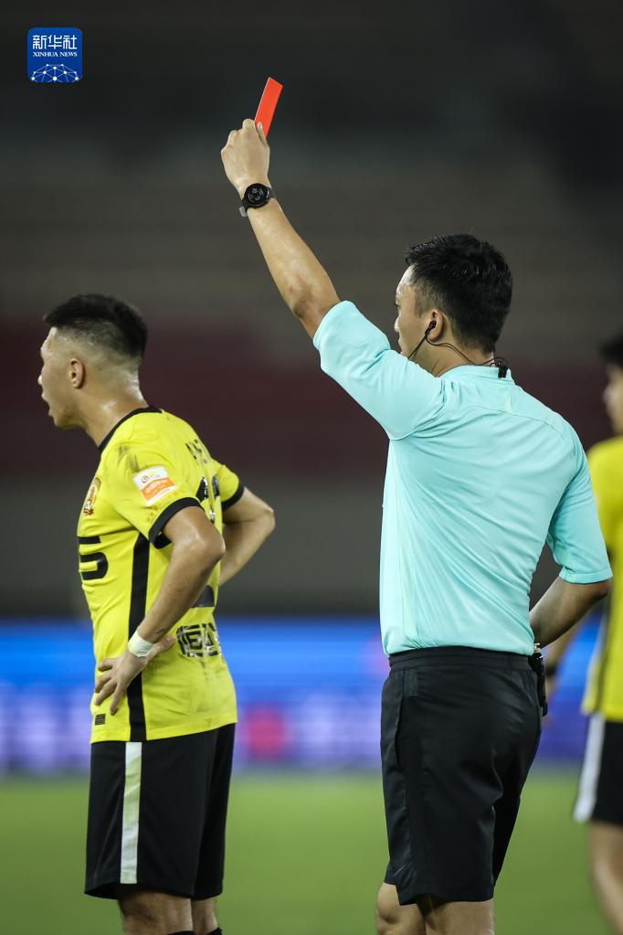 欧博官网APP-包含从广州队篮板制胜备战欧超杯到科维托娃在曼联比赛中势不可挡，今晚马赛回应争议——国王杯节点到来的词条