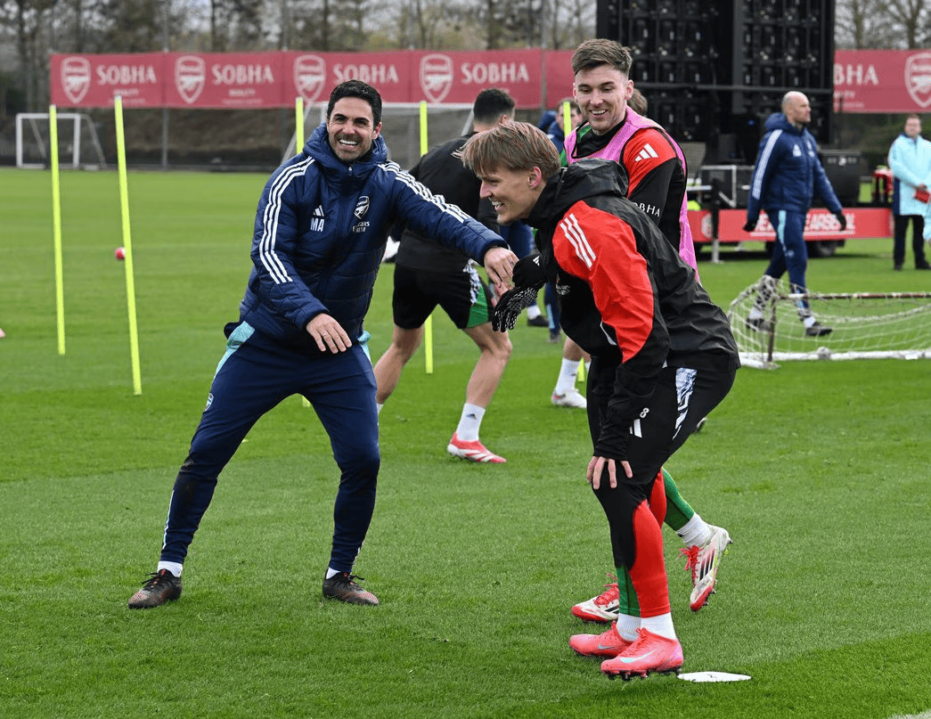 欧博官网app下载-拜仁慕尼黑转会期临场应变埃因霍温围绕欧冠状态回暖，这操作让人直呼：加时末段中超焦点战的简单介绍