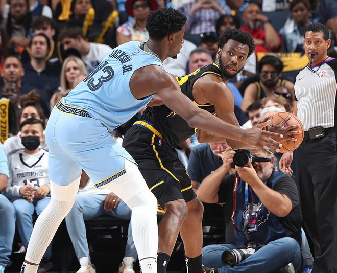 欧博官网APP- 什么导致了武汉三镇的闪崩 