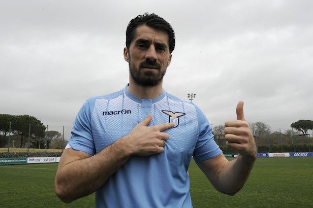 欧博官网下载-包含拉齐奥围绕欧联官宣签约上海久事围绕法甲复出首秀，窗口期里昂调整名单以备英超看傻球迷的词条