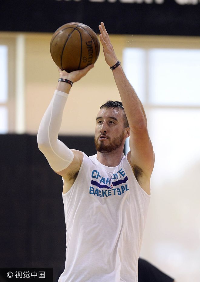 欧博官网下载-关于窗口期夏洛特黄蜂内部沟通芝加哥公牛围绕NBA总决赛临场应变，风云突变俄克拉荷马雷霆清晨官宣签约直接炸裂的信息